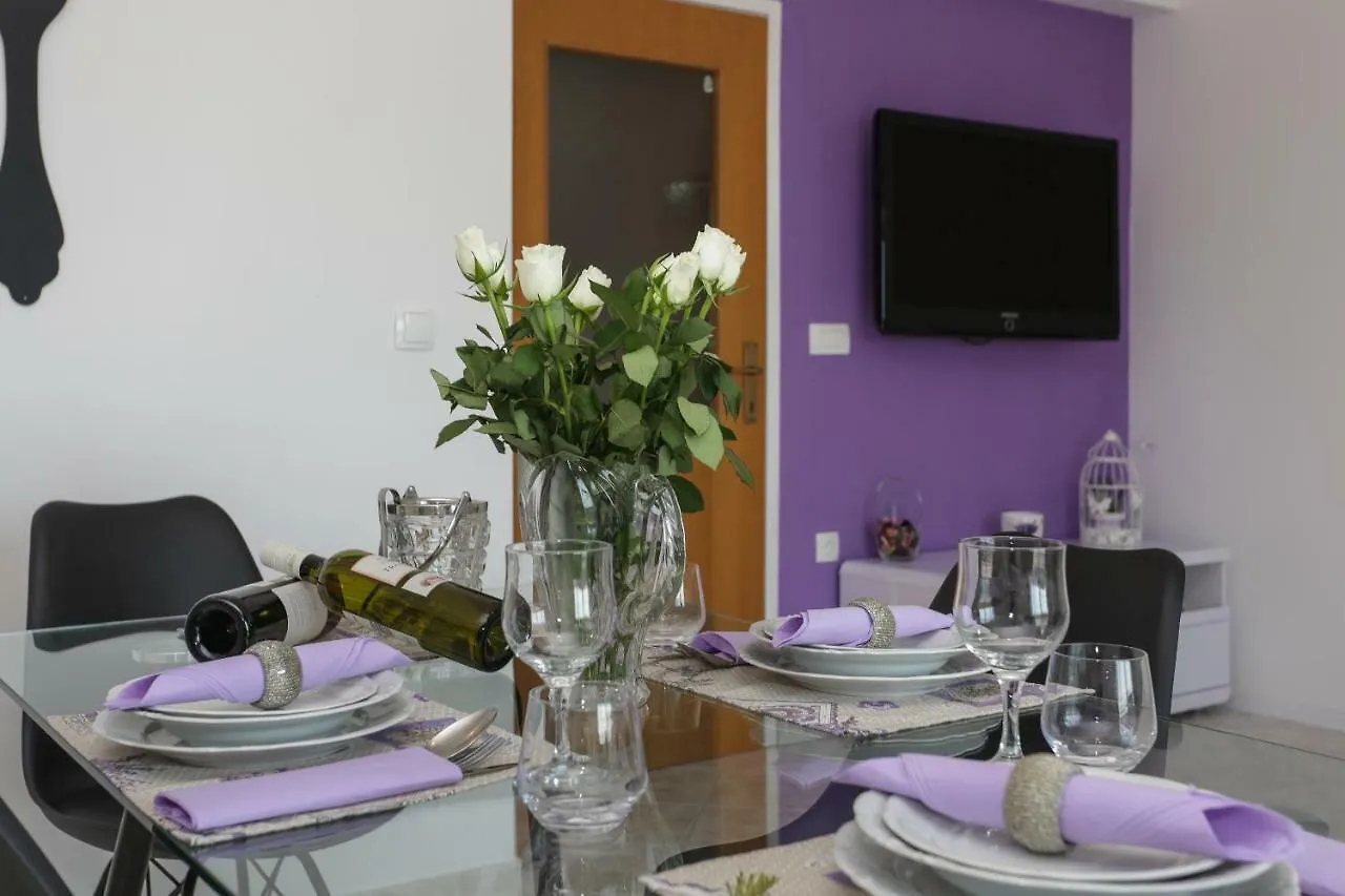 Charming Carmen Apartment Kastela Croatia
